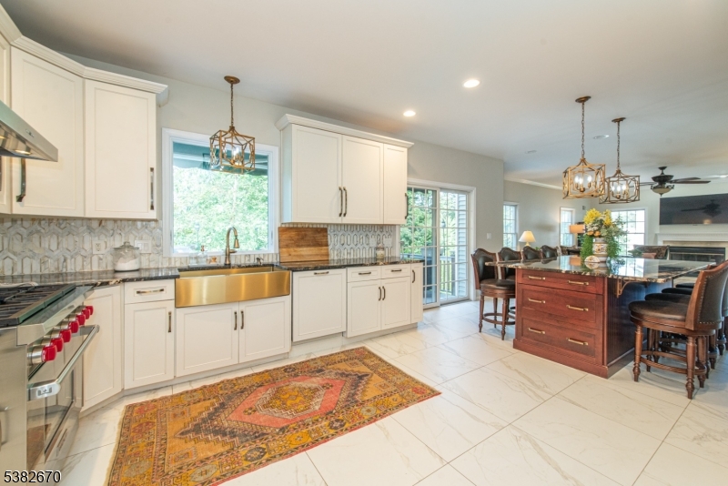 35 Ramapo Mountain Dr