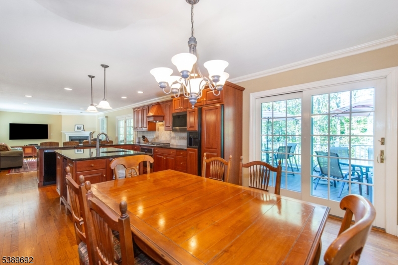 39 Lovell Dr