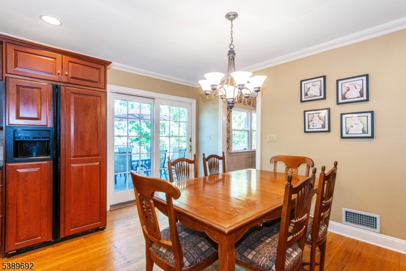 39 Lovell Dr