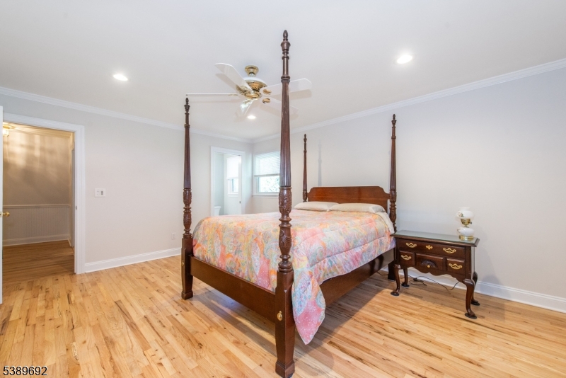 39 Lovell Dr