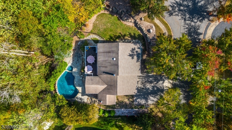 39 Lovell Dr