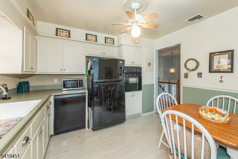 103 Cedar Rd