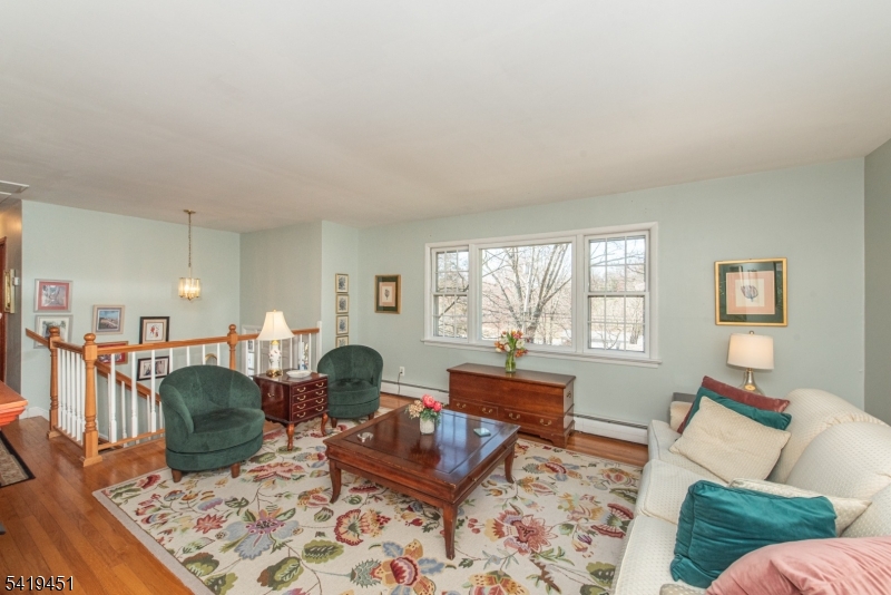 103 Cedar Rd