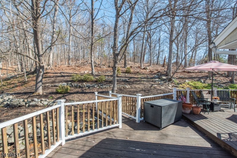 103 Cedar Rd