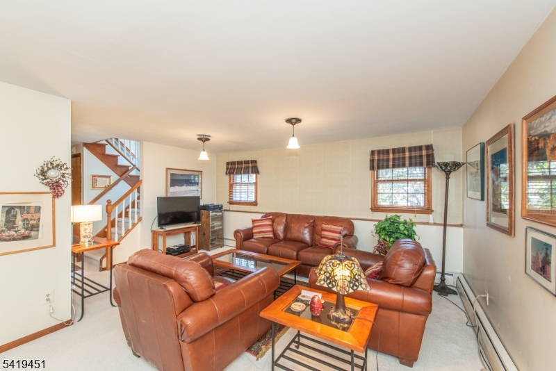 103 Cedar Rd