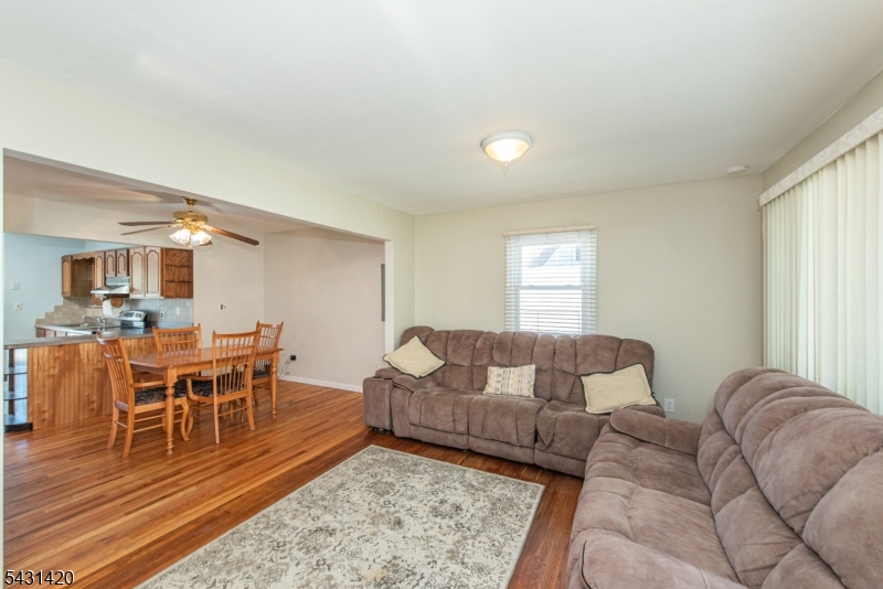 47 Burnside Pl