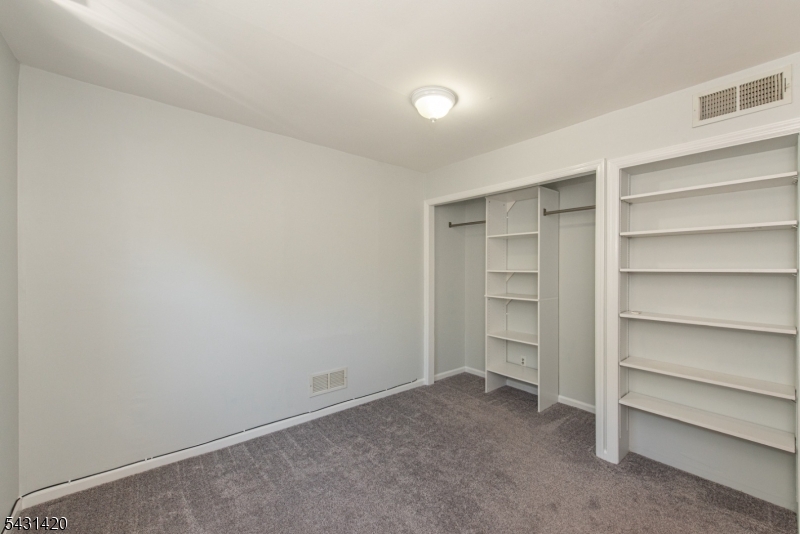 47 Burnside Pl