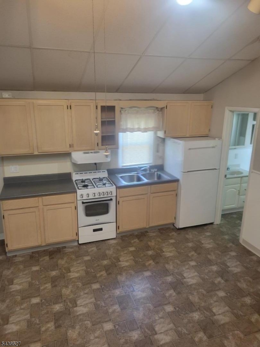 14 Haskell Ave A