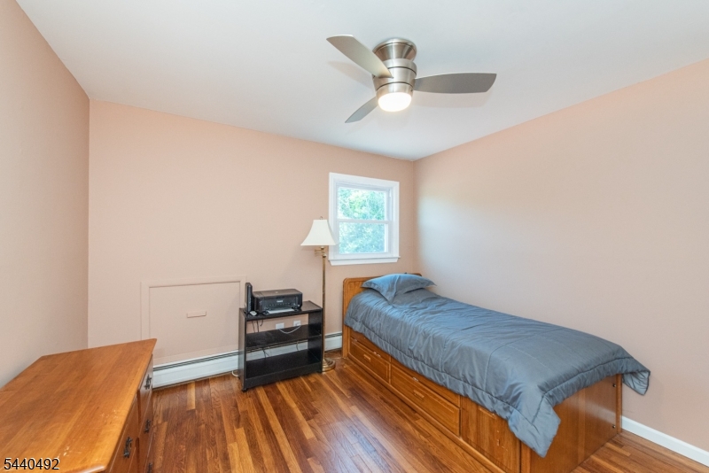44 Molinari Dr