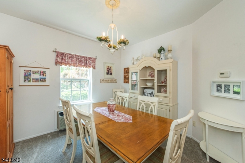 6104 Richmond Rd