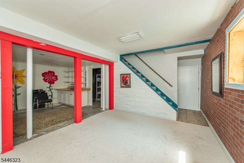 57 Magee Rd
