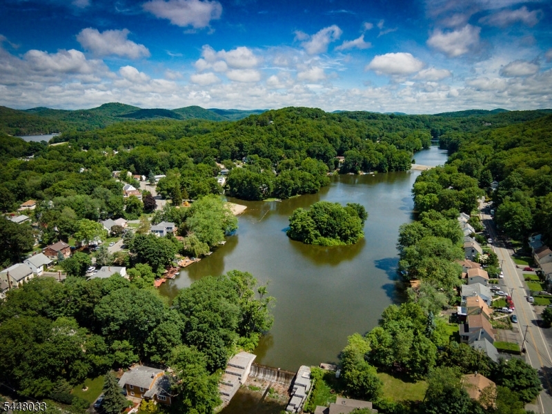 171 Skyline Lake Dr