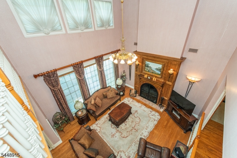 403 Stonetown Rd