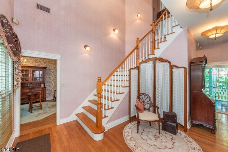 403 Stonetown Rd