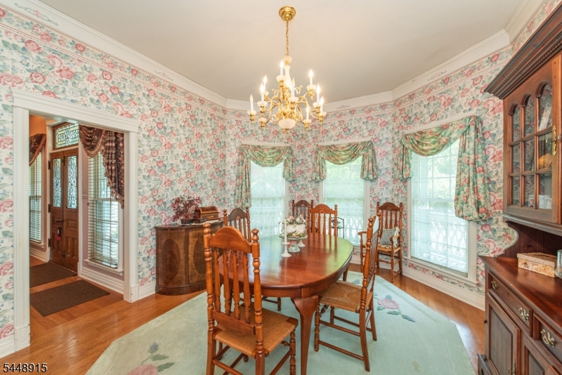 403 Stonetown Rd