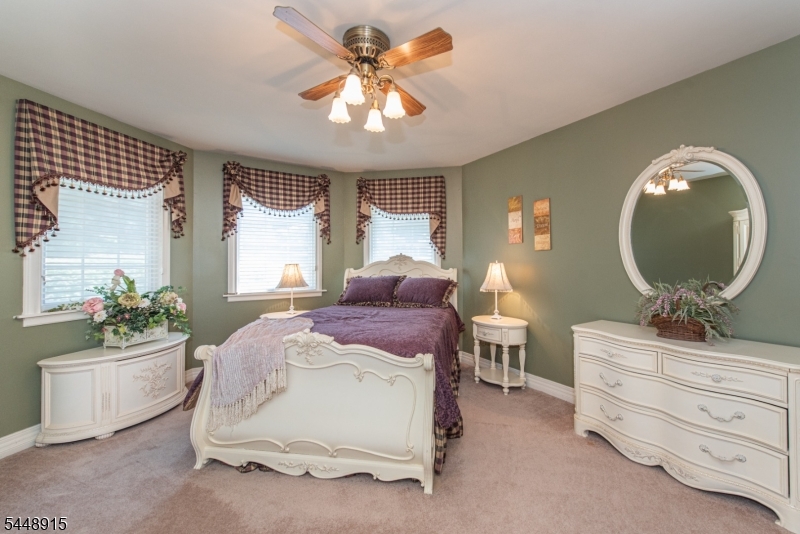 403 Stonetown Rd