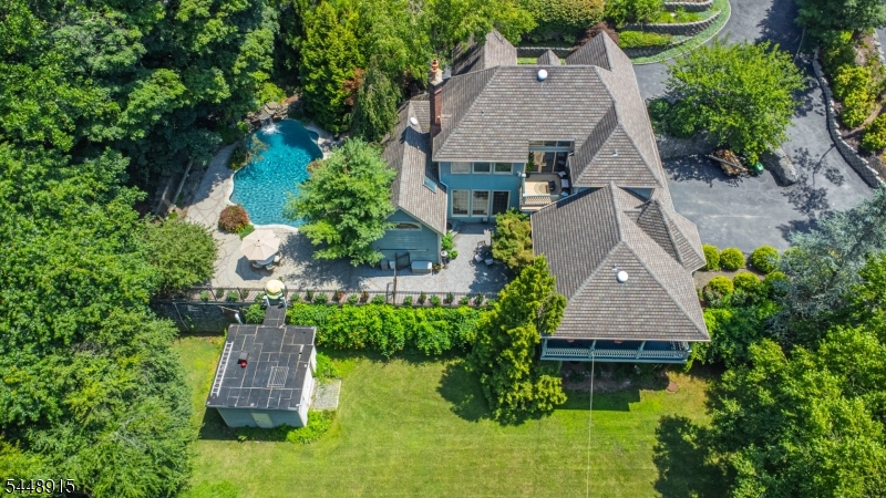 403 Stonetown Rd