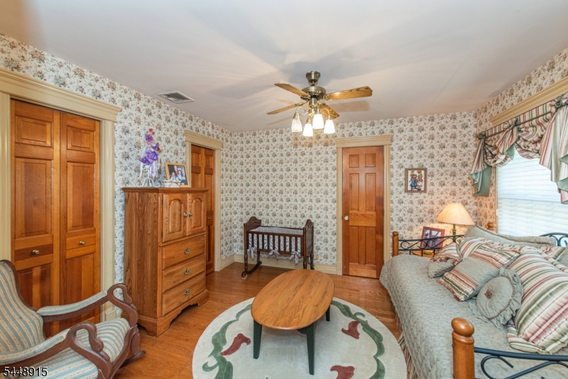 403 Stonetown Rd