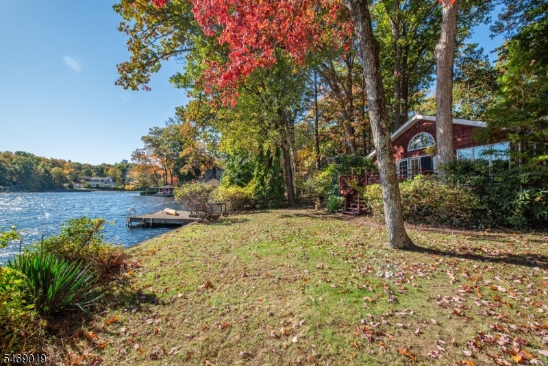 389 Cupsaw Dr Ringwood Boro NJ