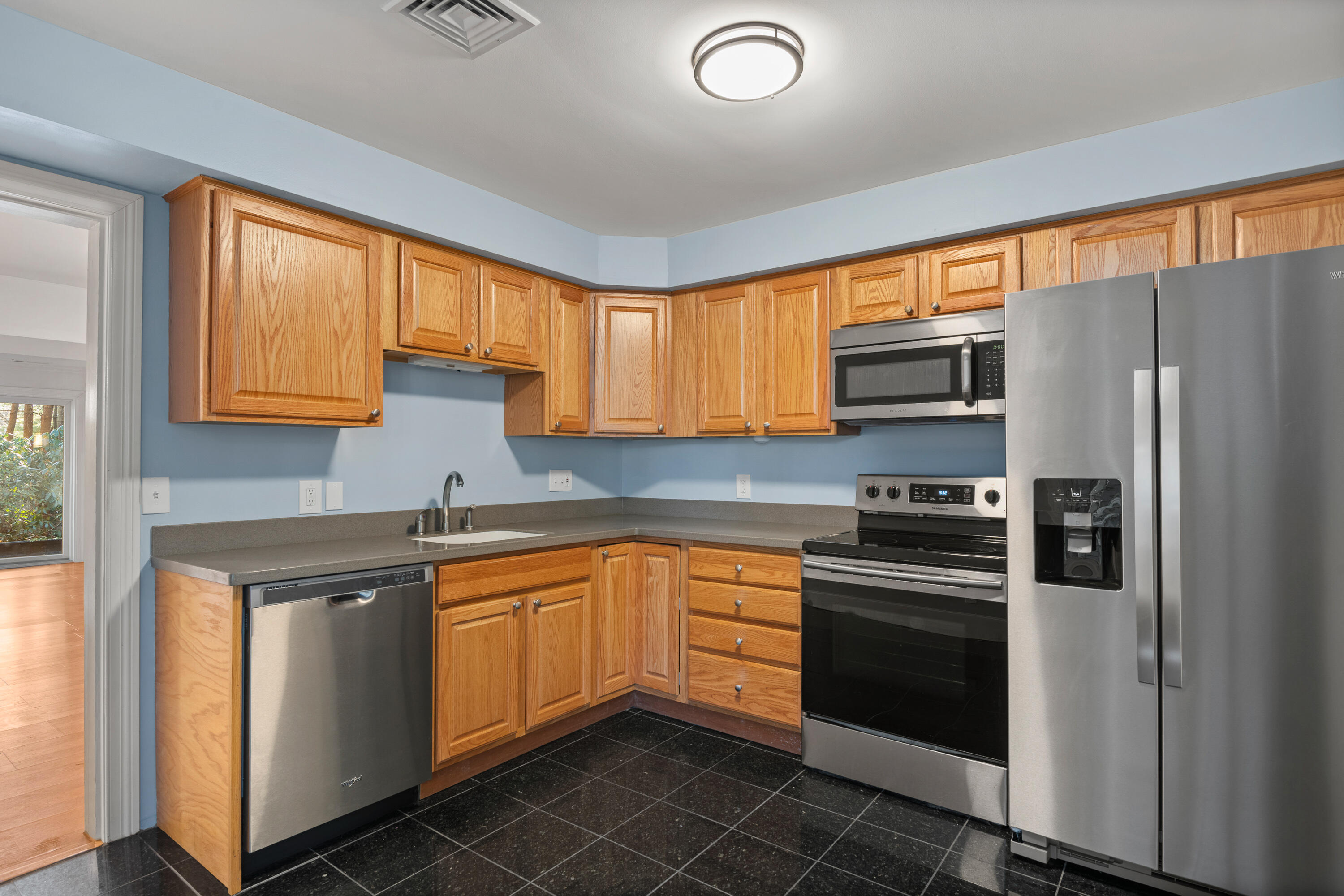 18 Foreside Common Drive, 18