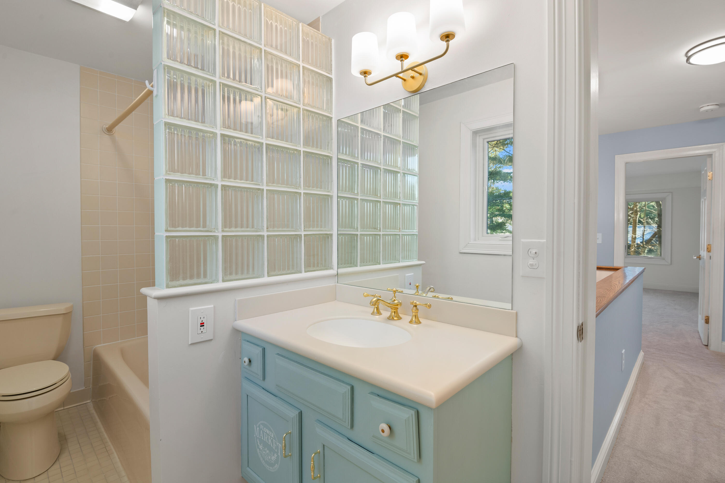 18 Foreside Common Drive, 18