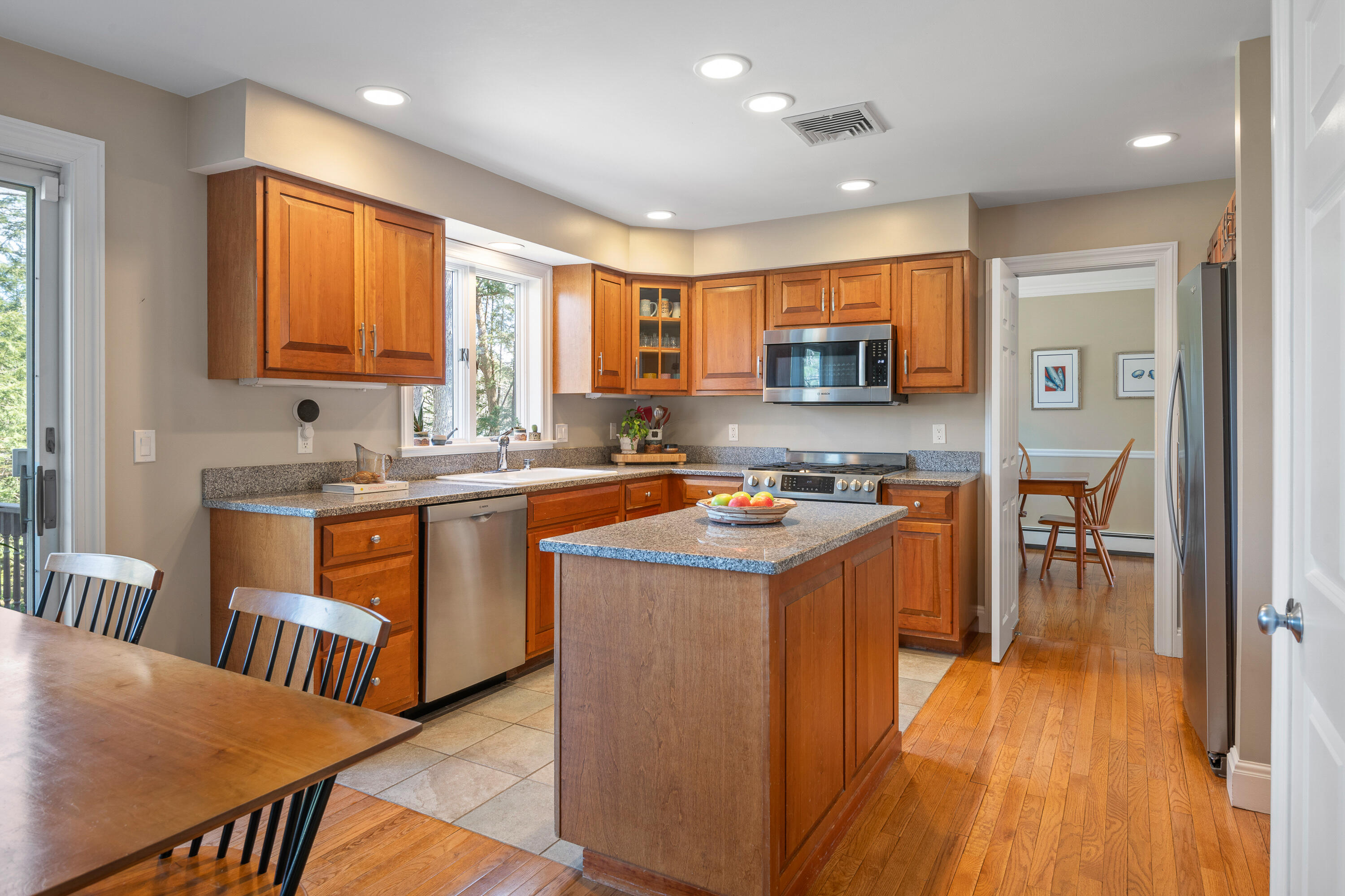 2 Hemlock Drive