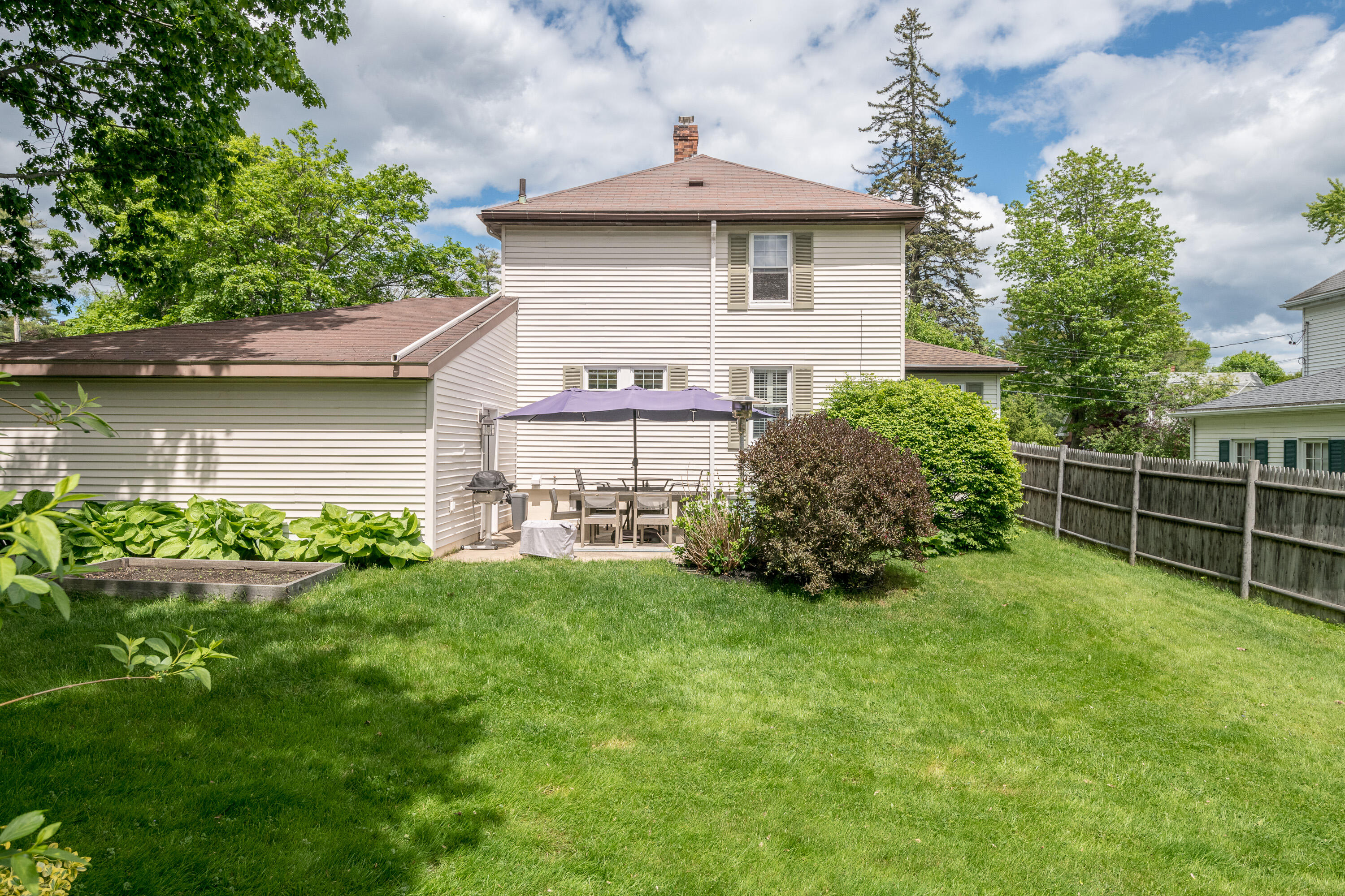 26 Pennsylvania Avenue