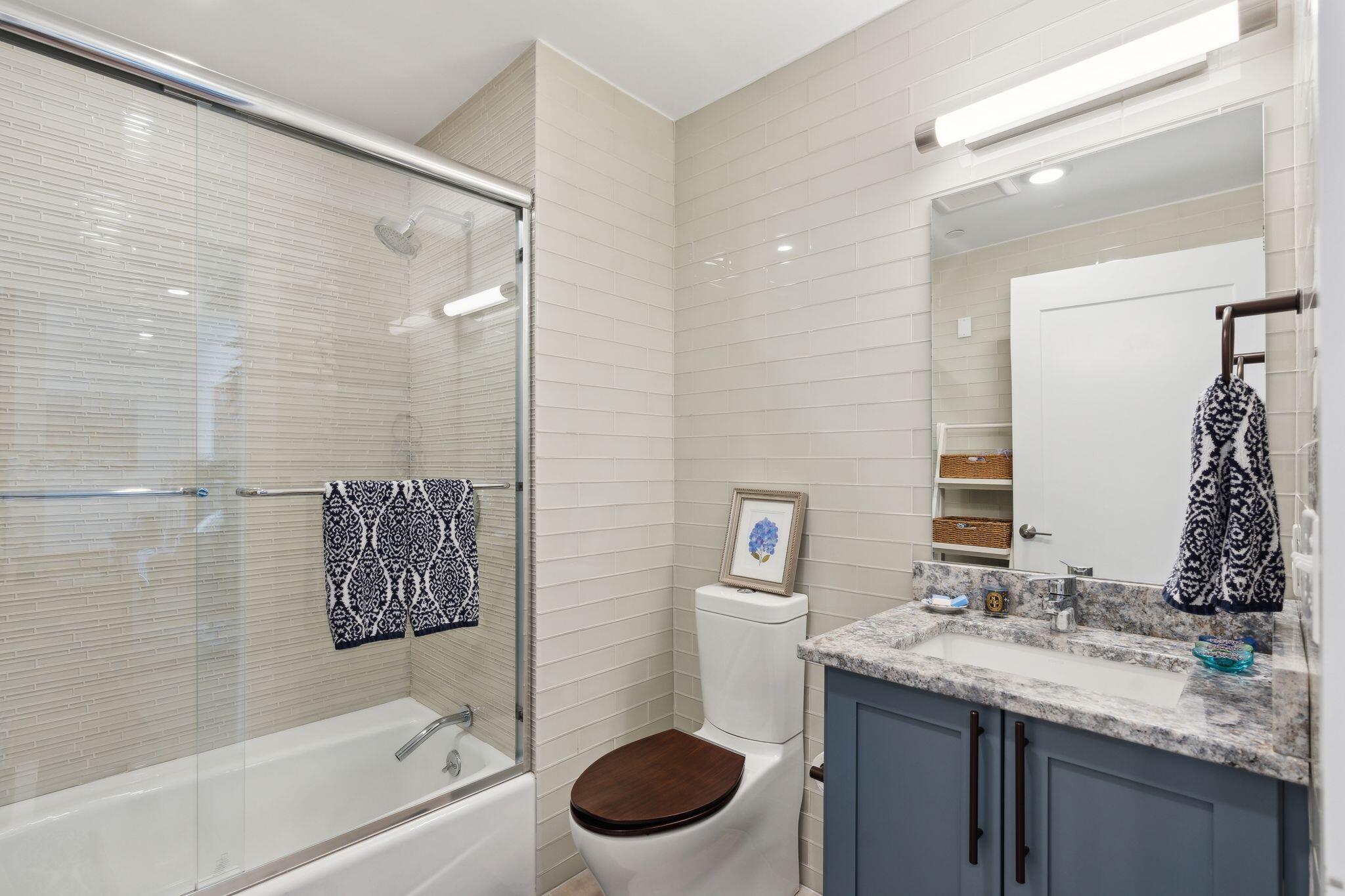 185 Fore Street, 201