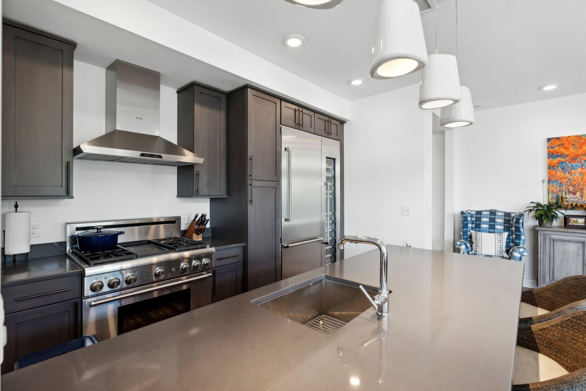 185 Fore Street, 201