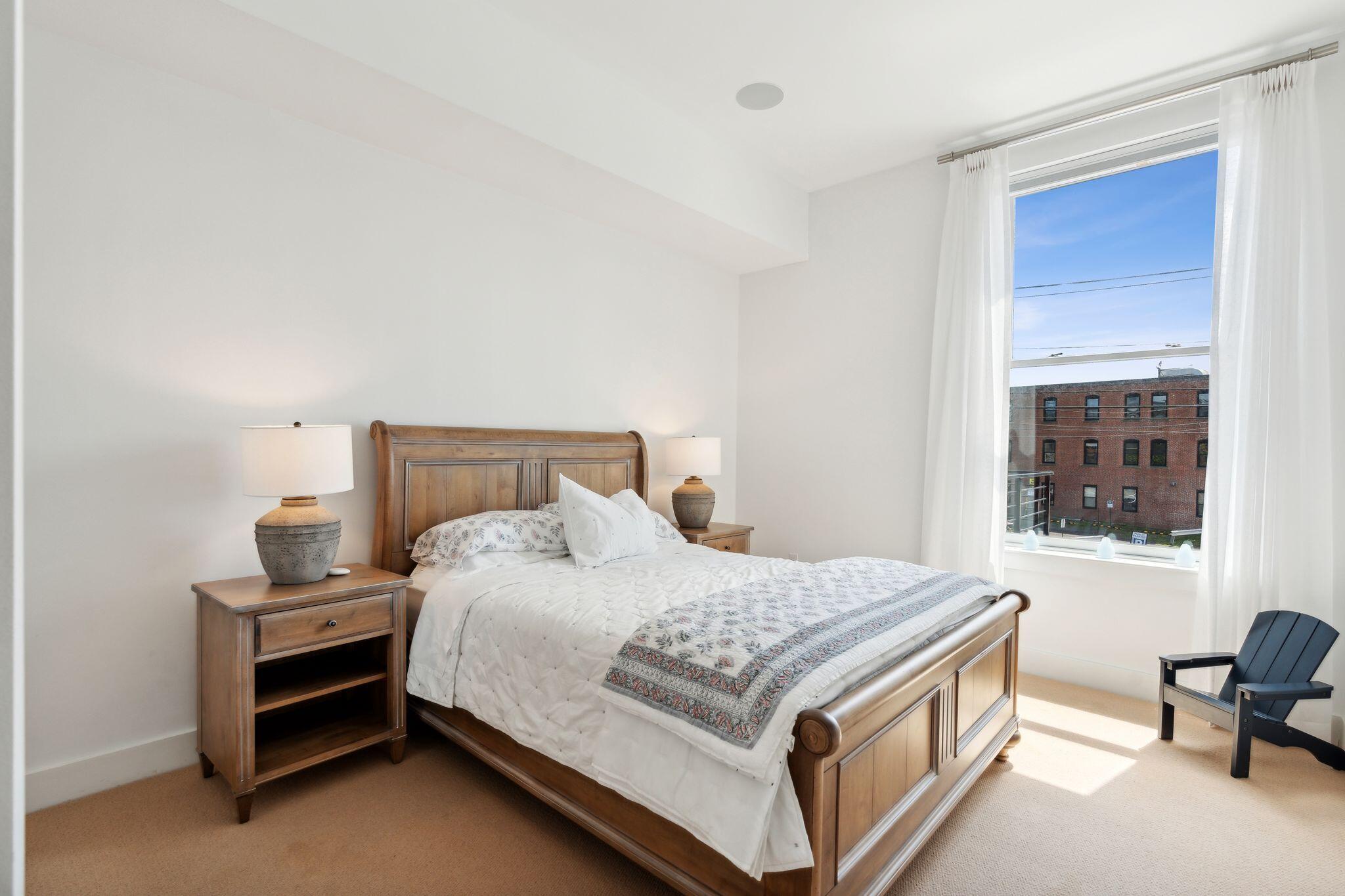 185 Fore Street, 201