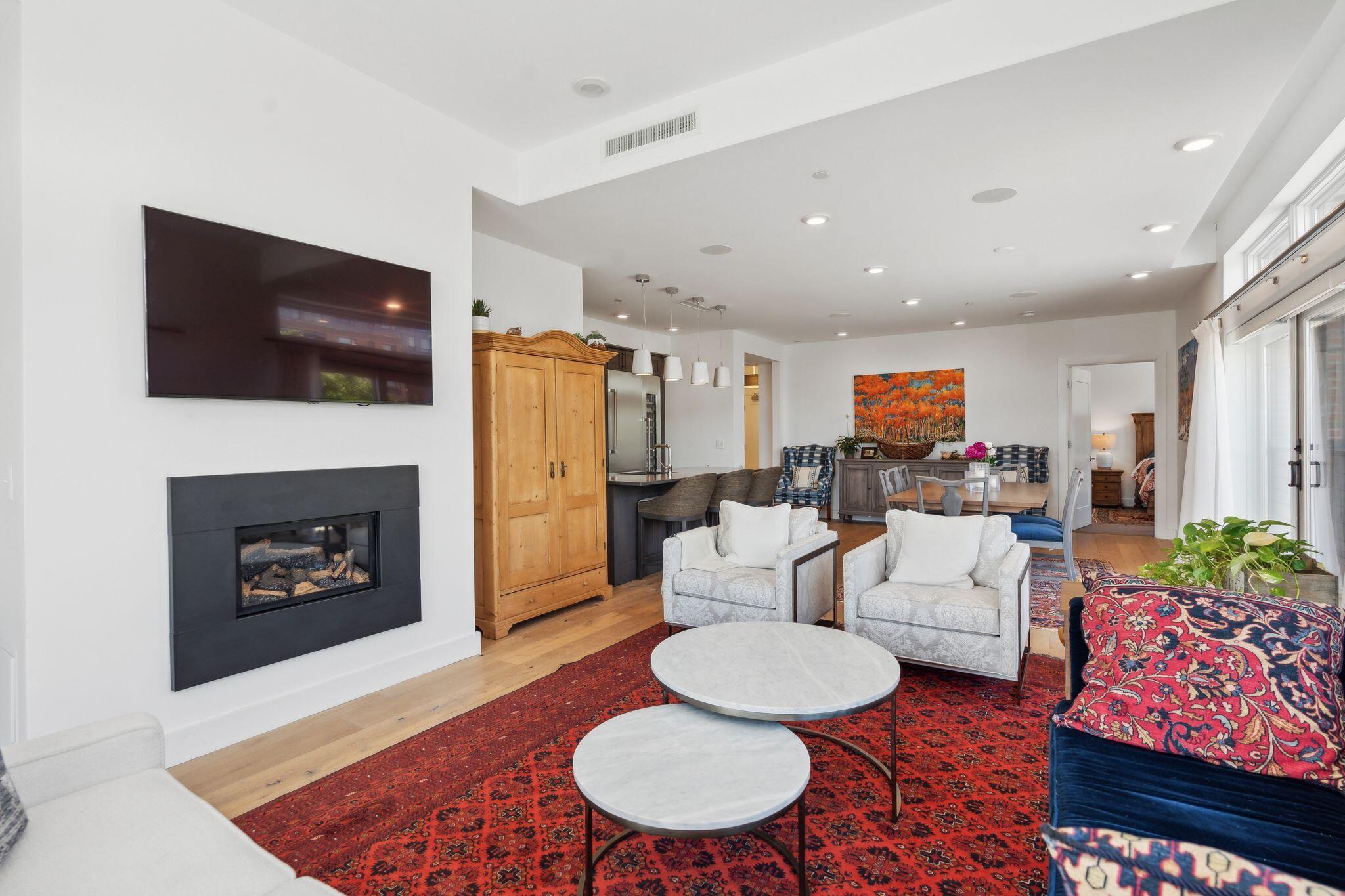 185 Fore Street, 201