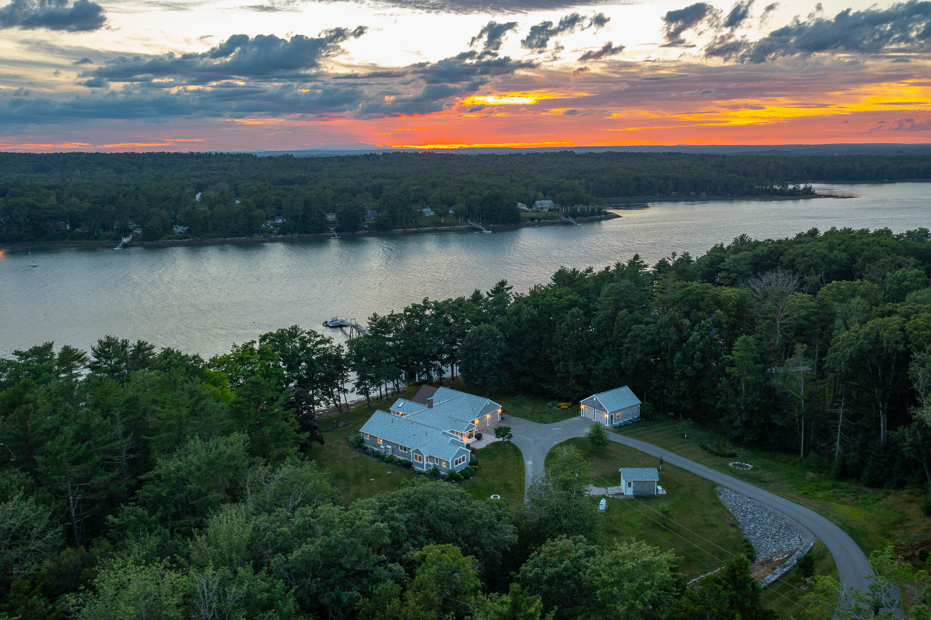 187 Doughty Point Road