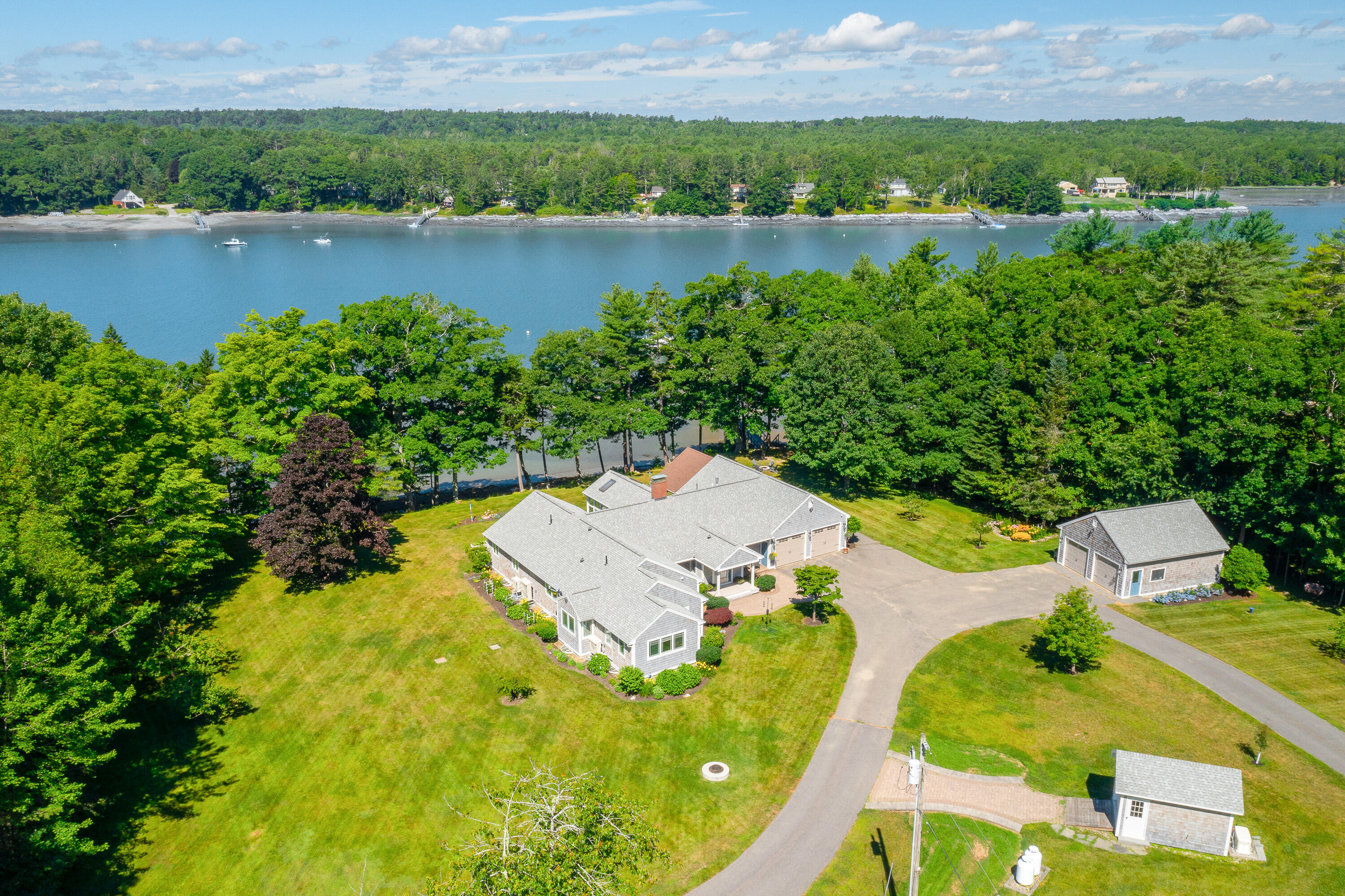 187 Doughty Point Road