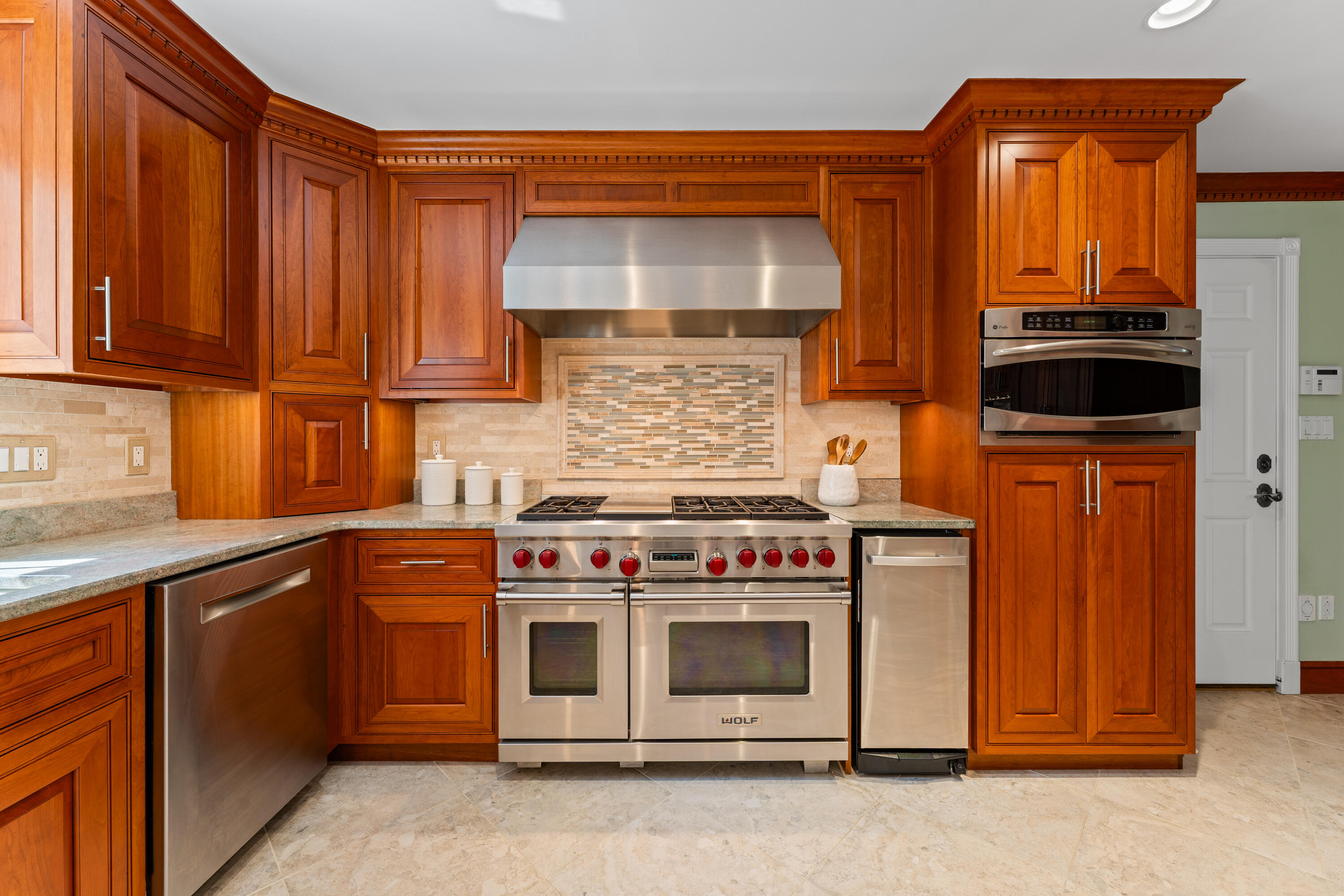 187 Doughty Point Road