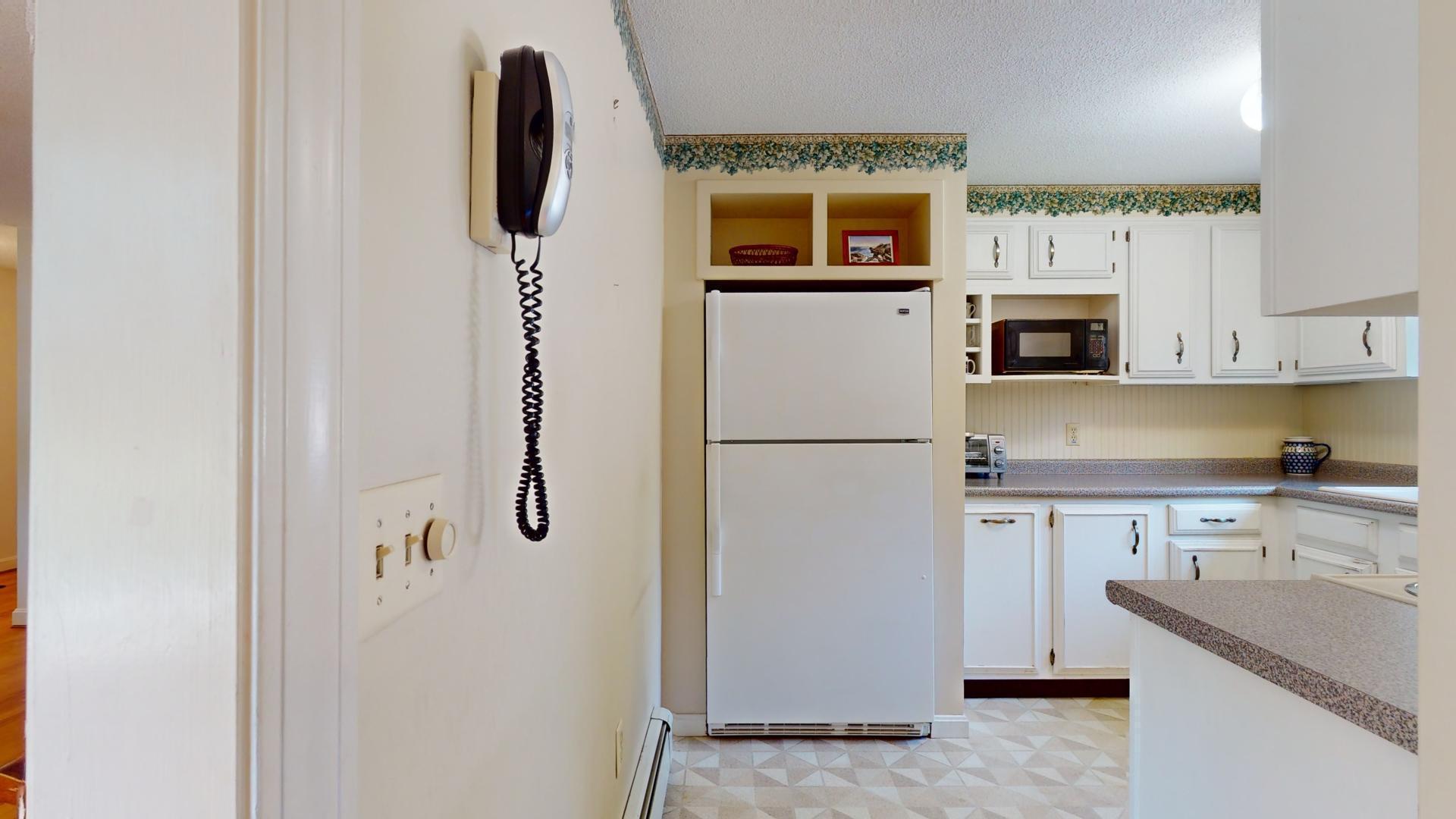 51 Applegate Lane, 51