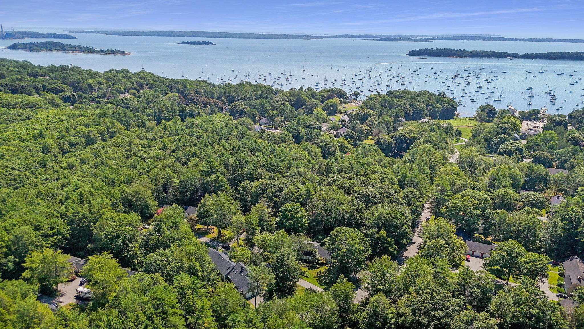 51 Applegate Lane, 51