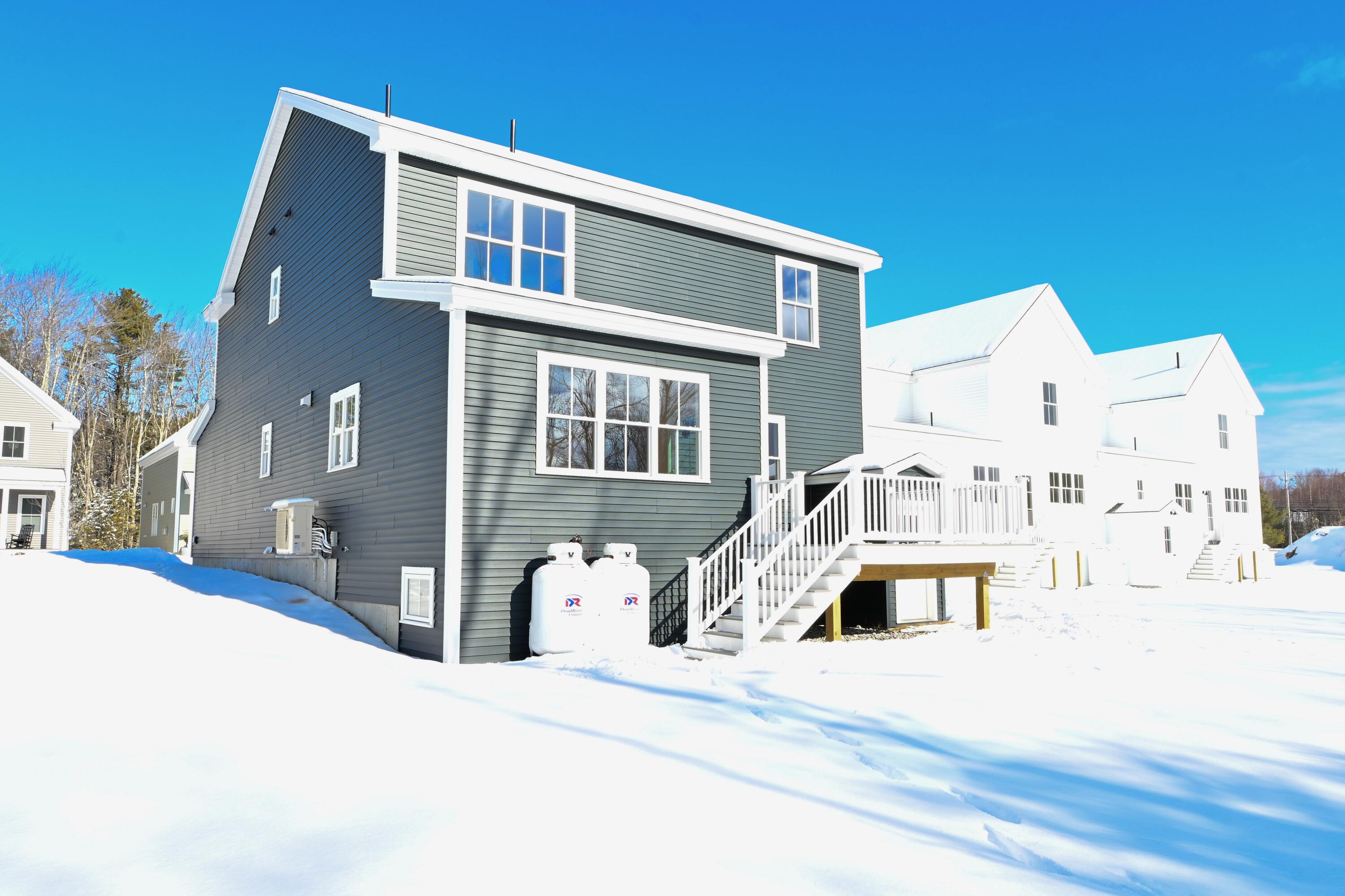 18 Holbrook Farms Way