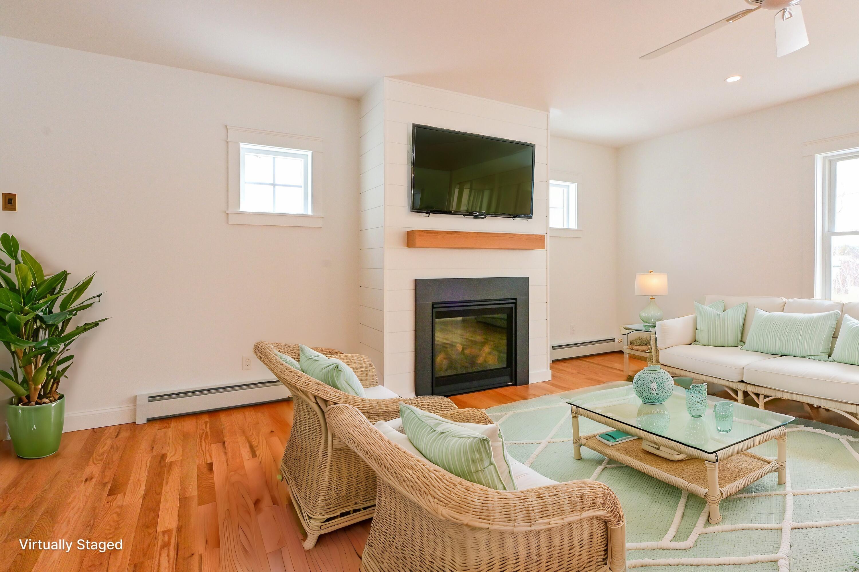 18 Holbrook Farms Way