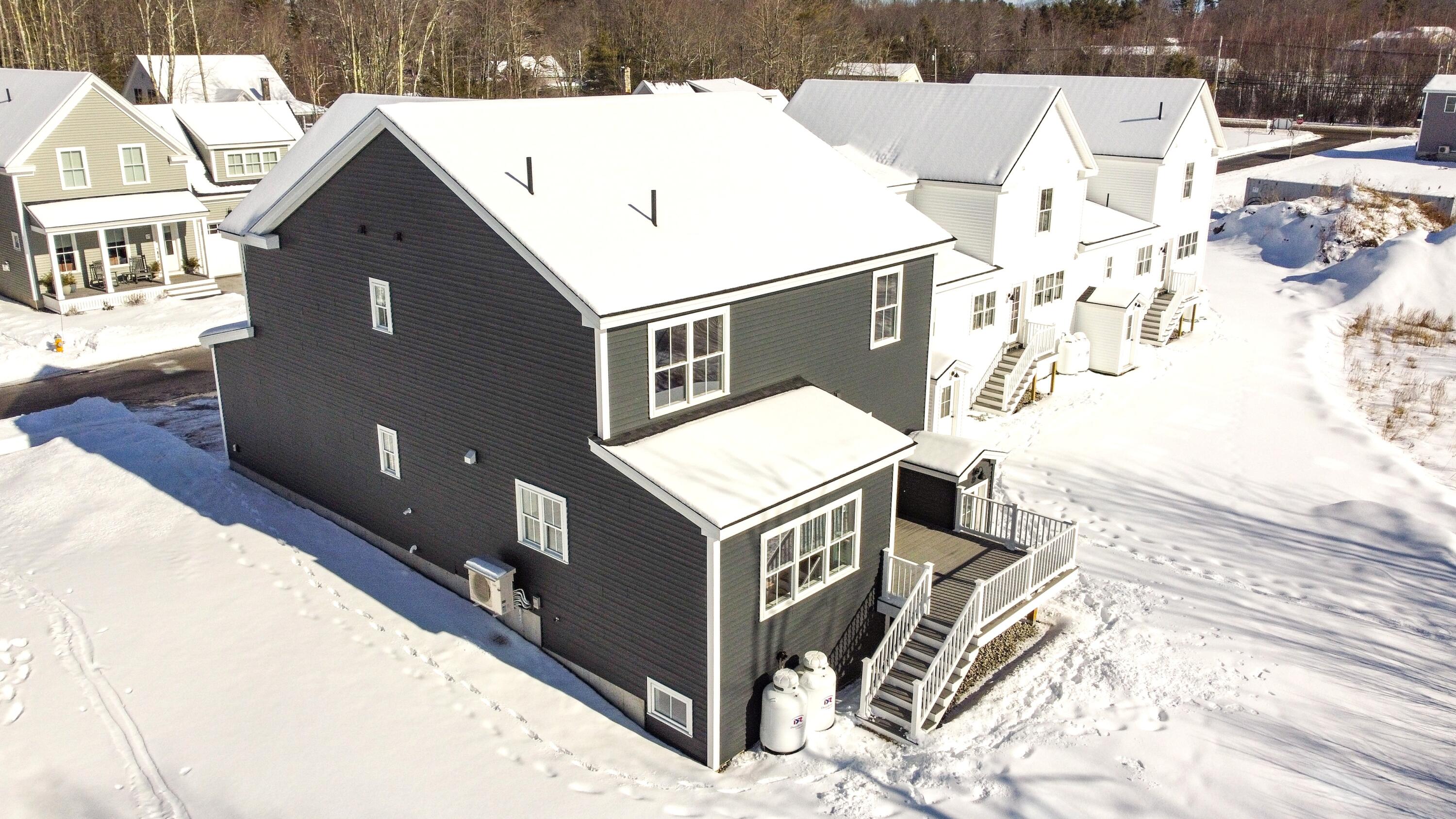 18 Holbrook Farms Way