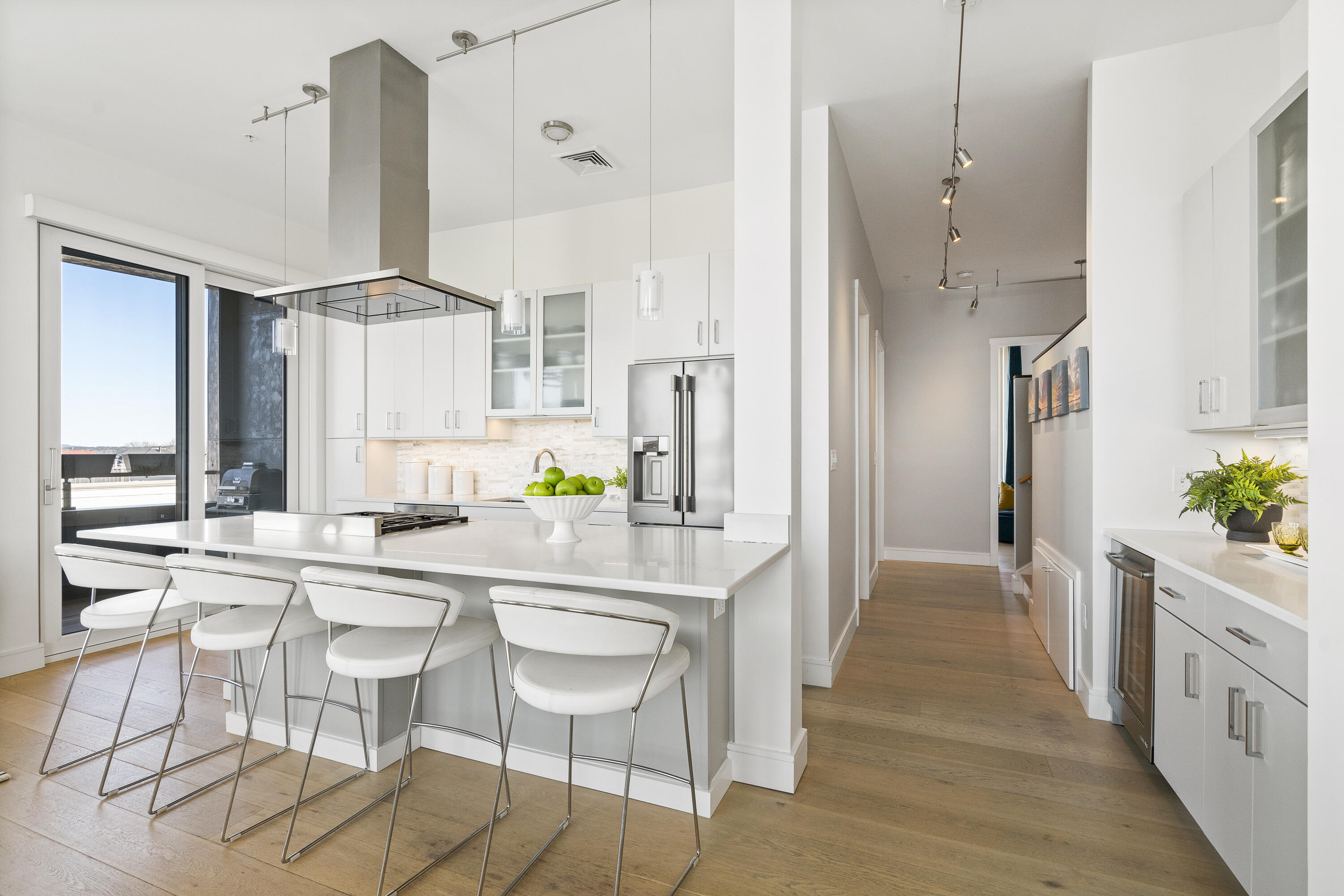 167 Newbury Street, 506