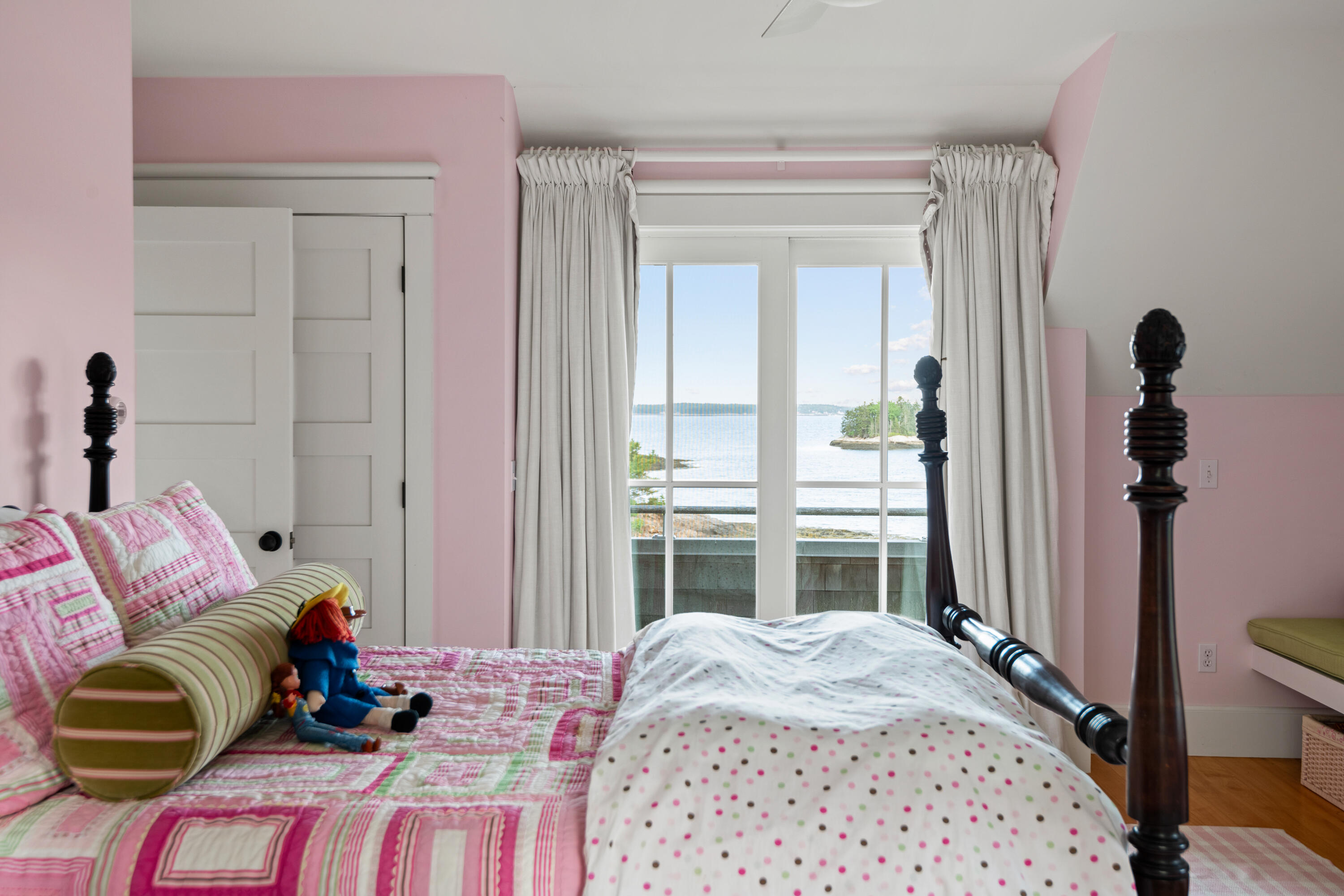 10 Cromwell Cove Road