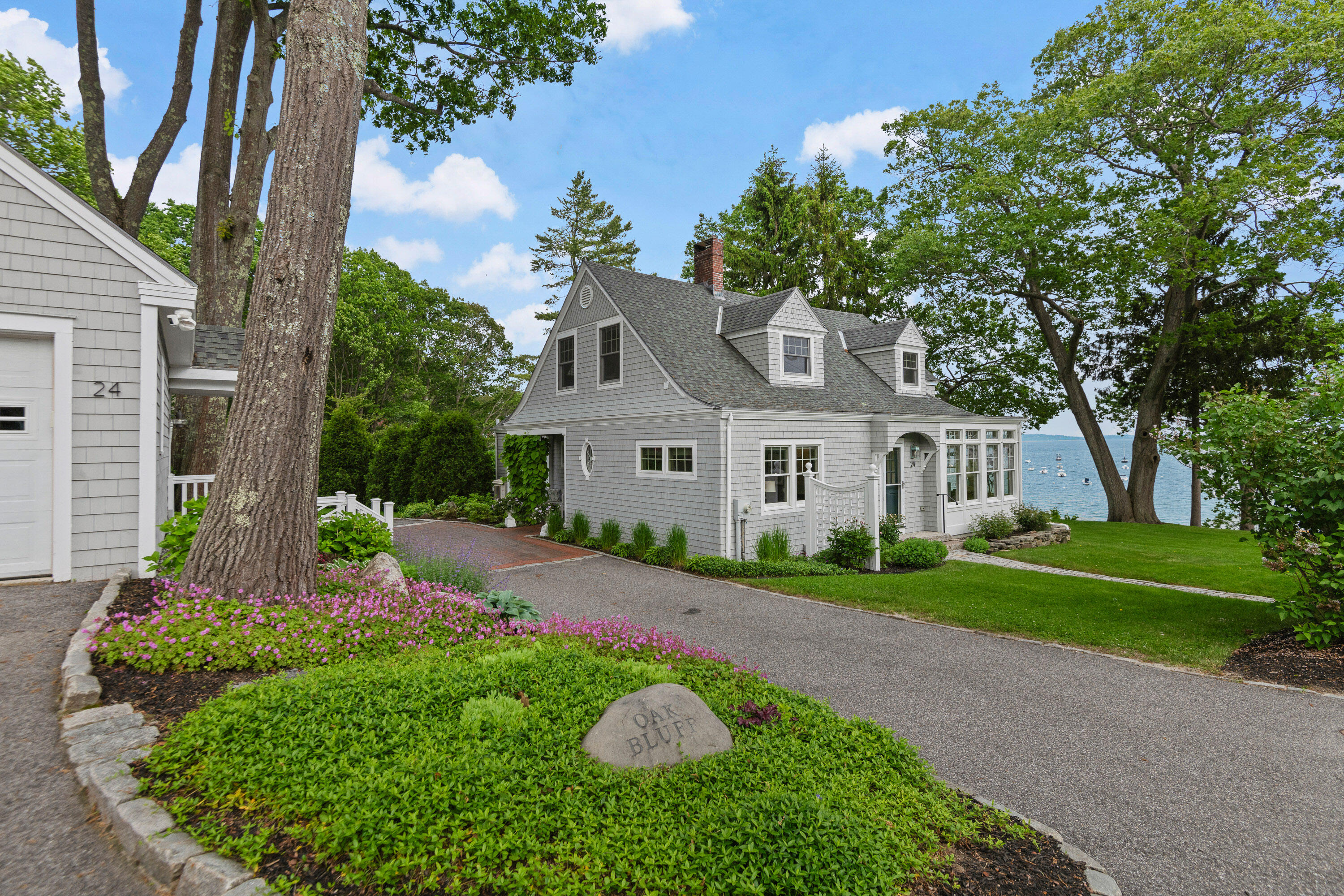 24 Town Landing Road