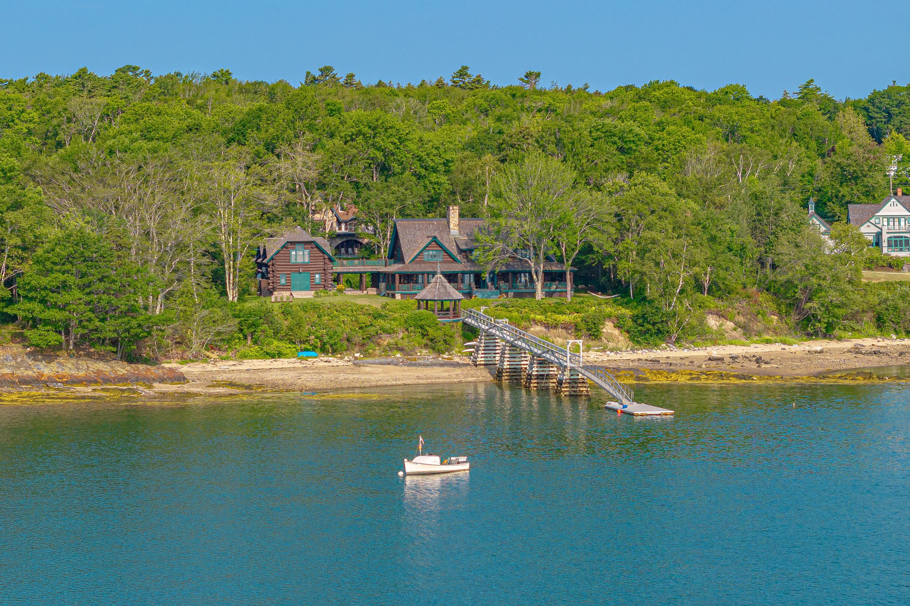 9 Central Landing Road