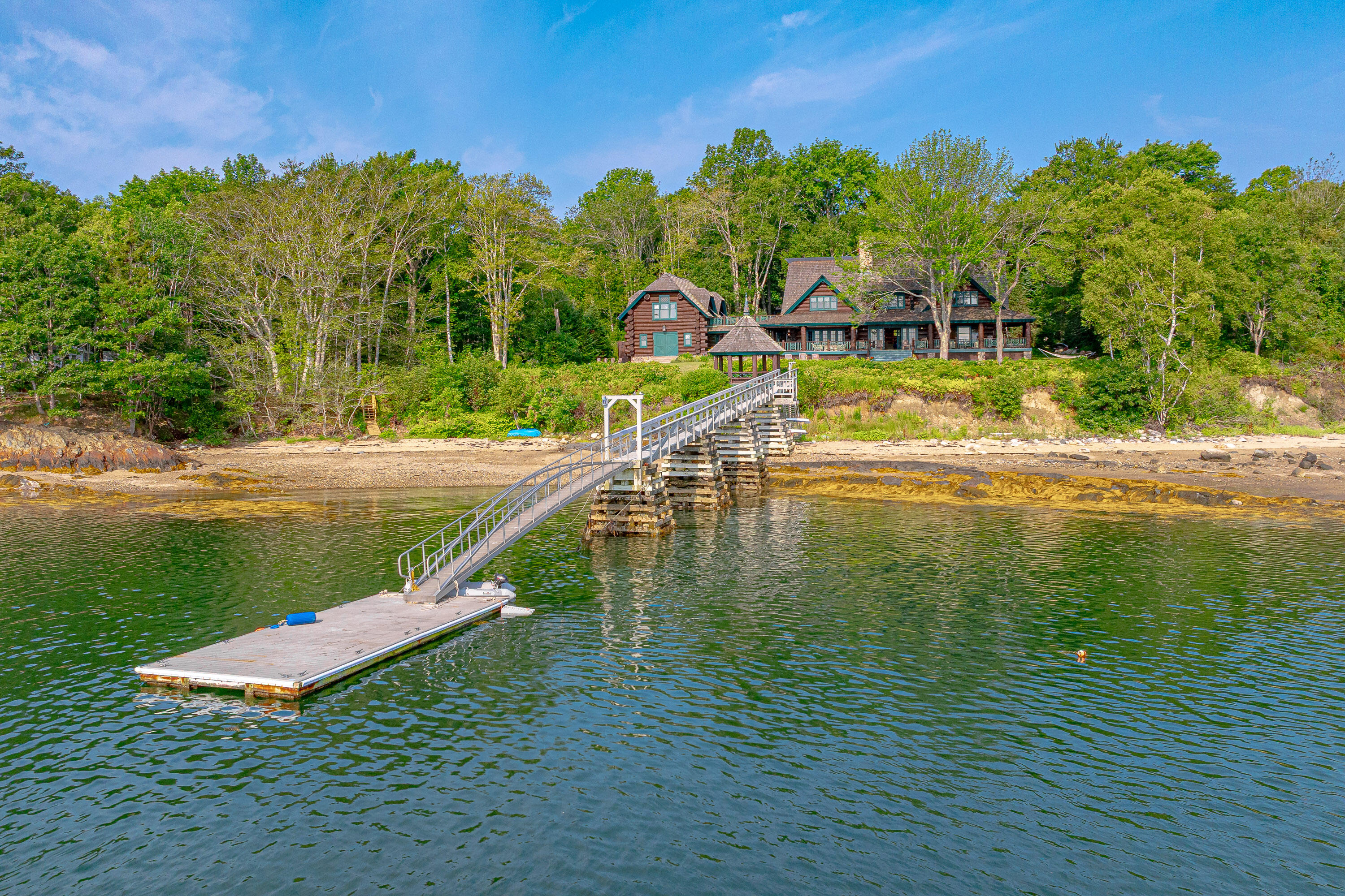 9 Central Landing Road