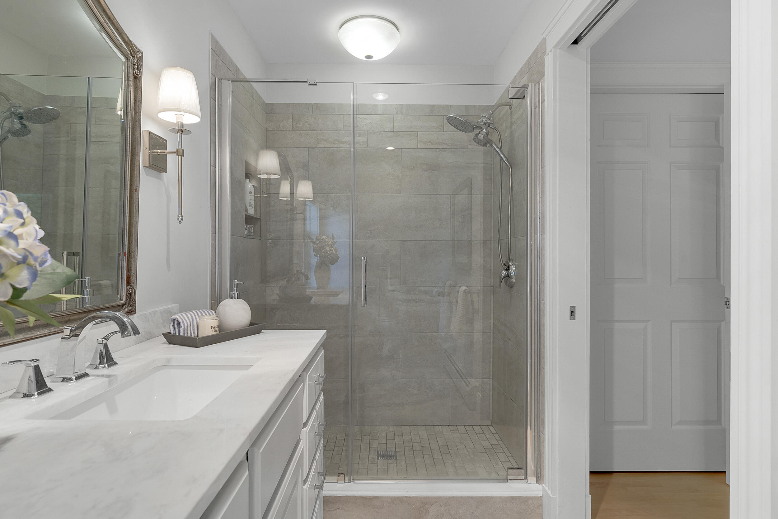 128 Grandview Drive 8