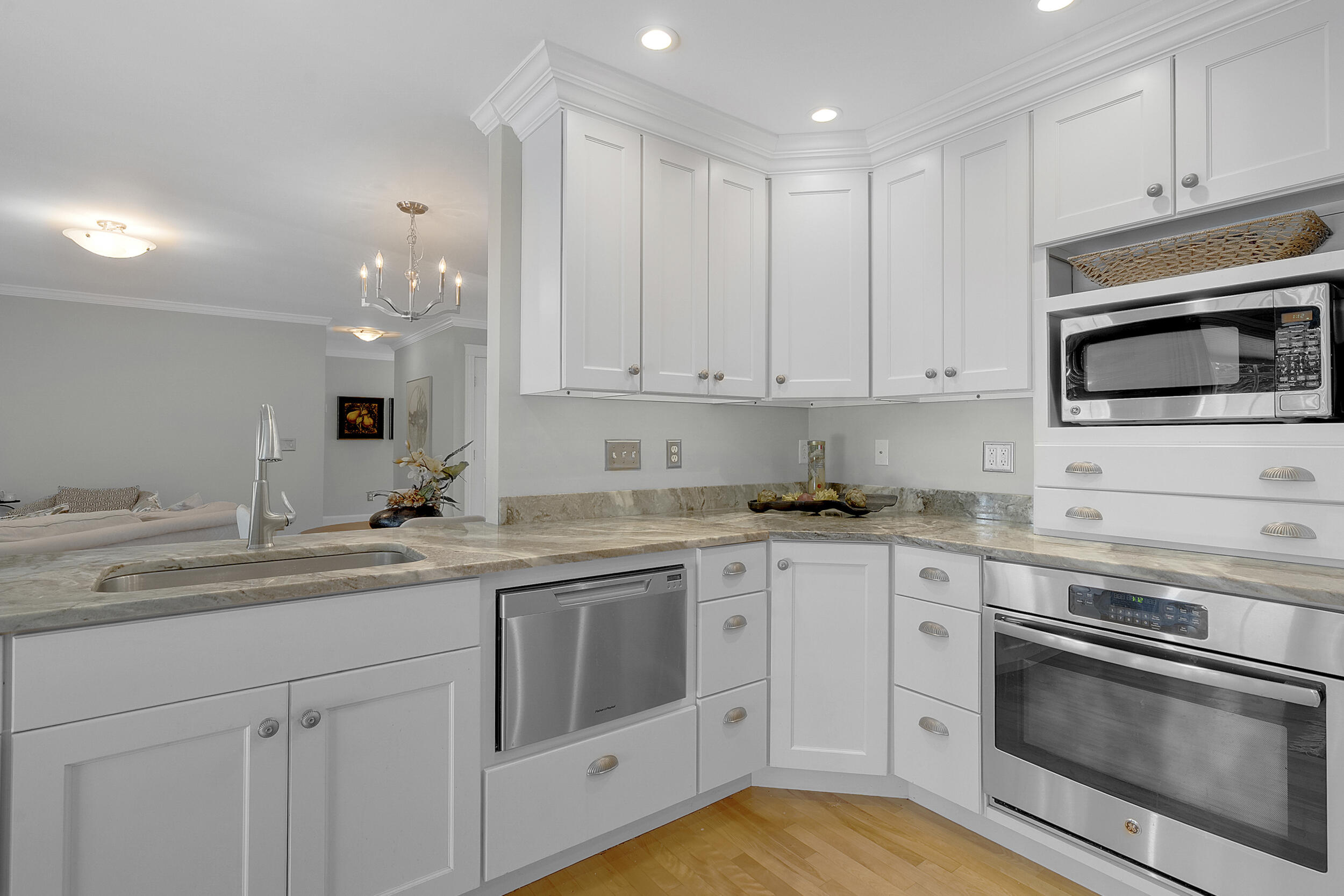 128 Grandview Drive 8