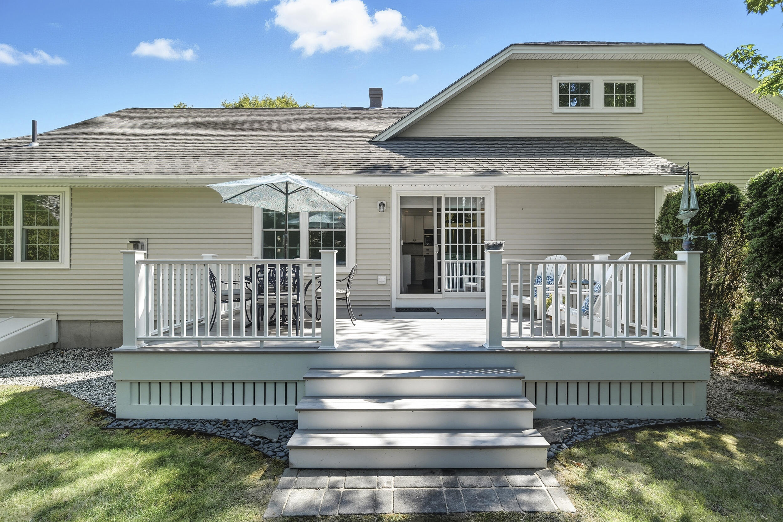 128 Grandview Drive 8