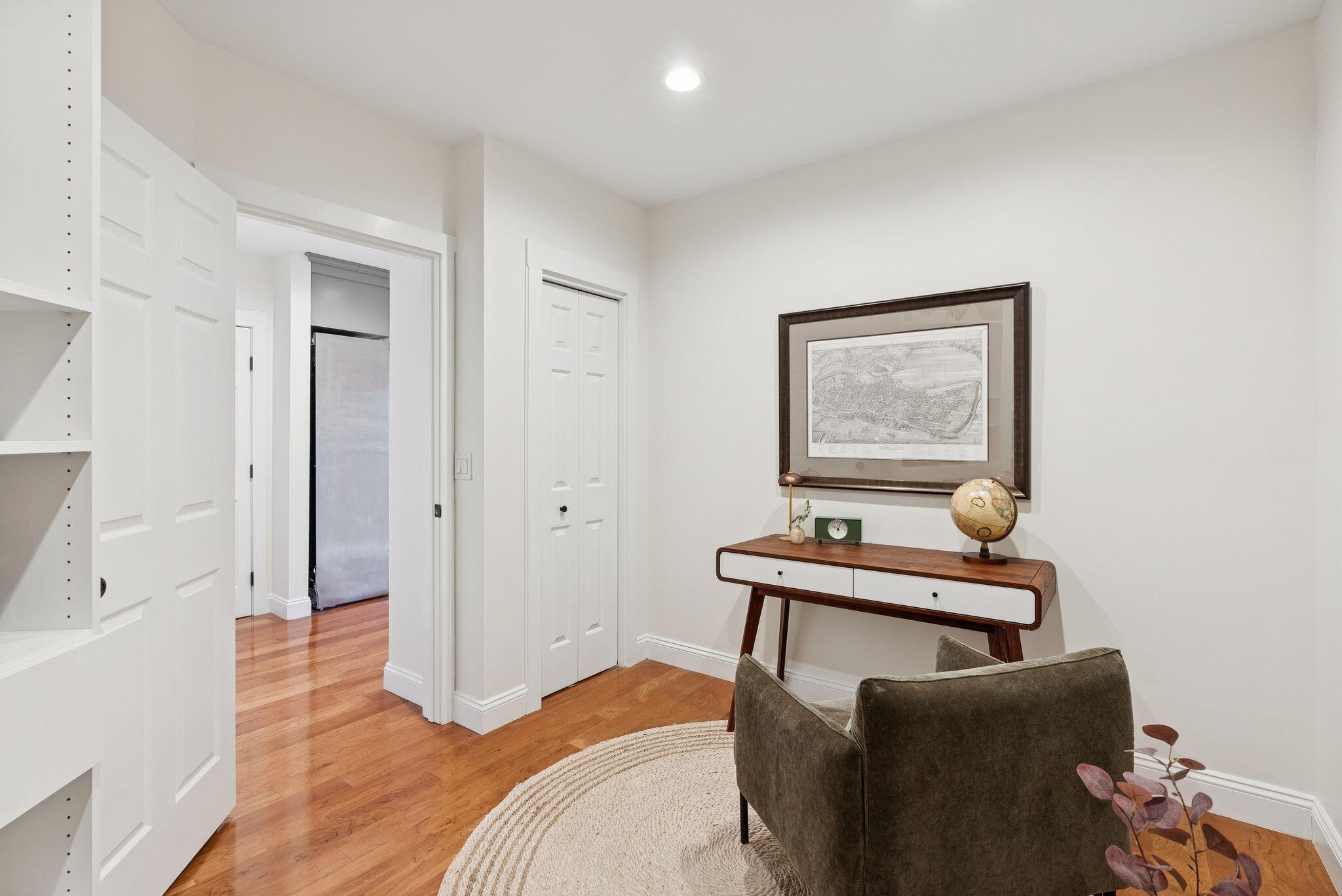 150 Middle Street, 4B