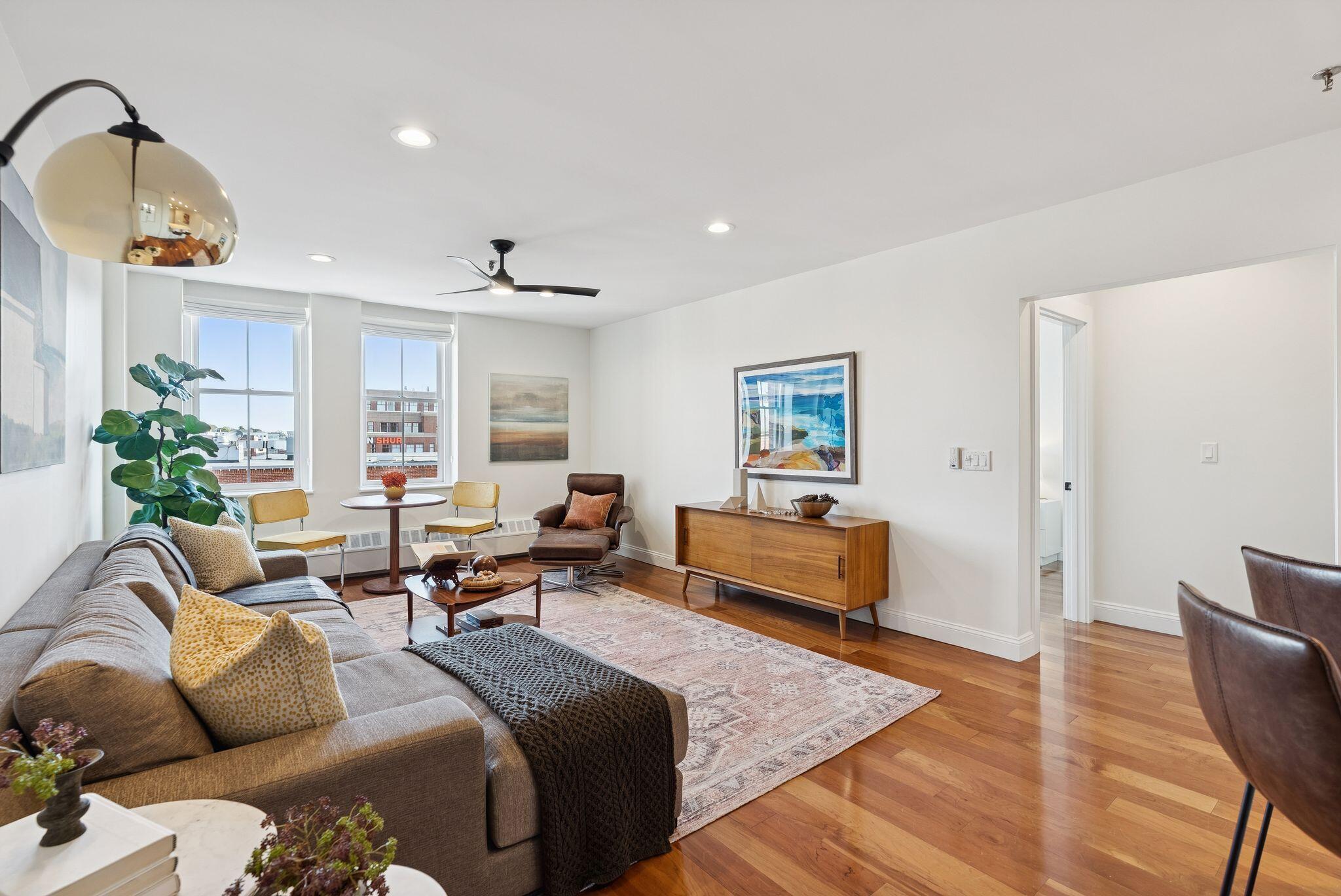 150 Middle Street, 4B