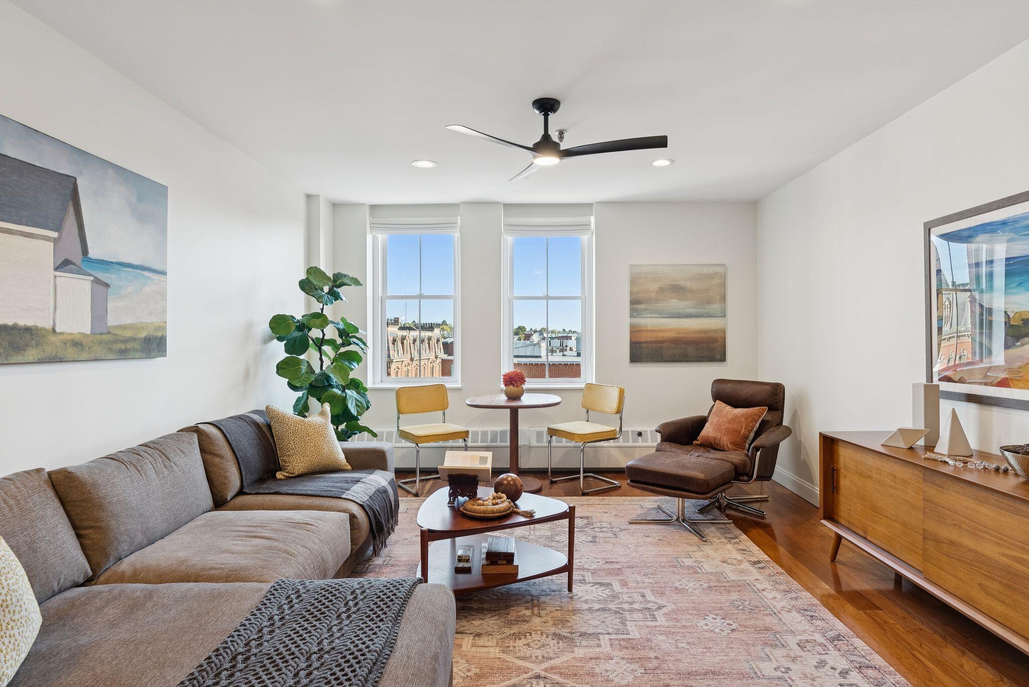 150 Middle Street, 4B